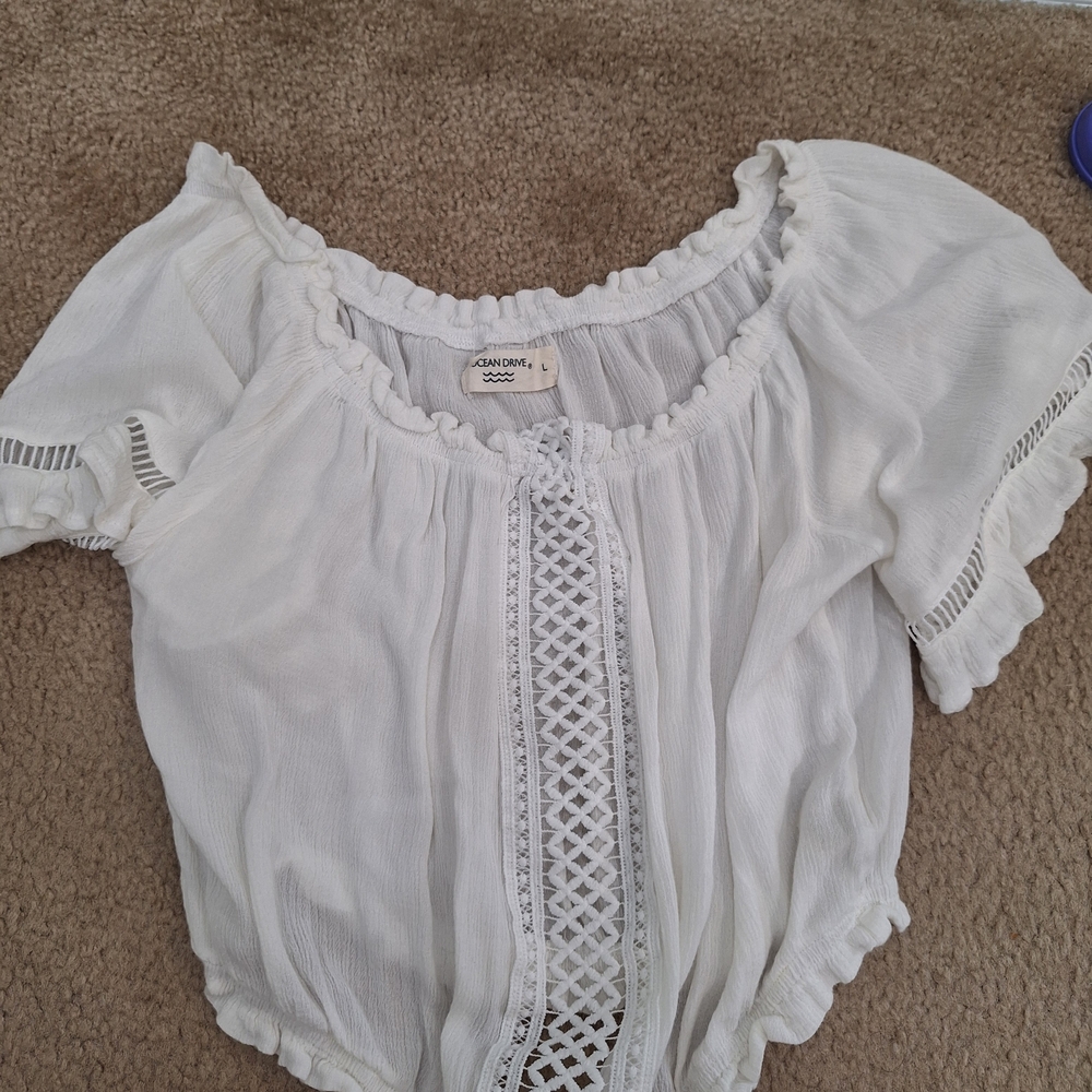 OCEAN DRIVE Off Shoulder Crop Top